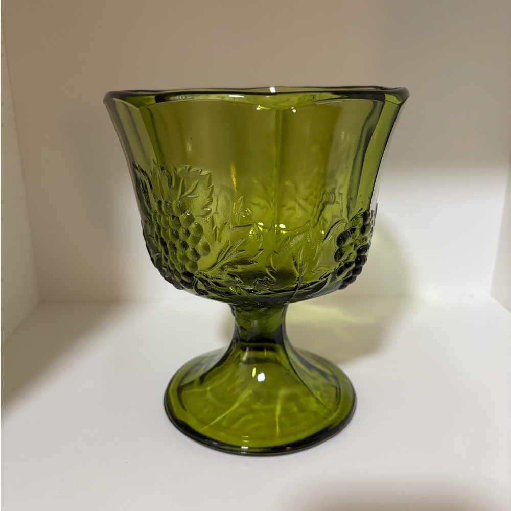 Vintage Indiana Glass Green Harvest Grapes Compote with Pedestal